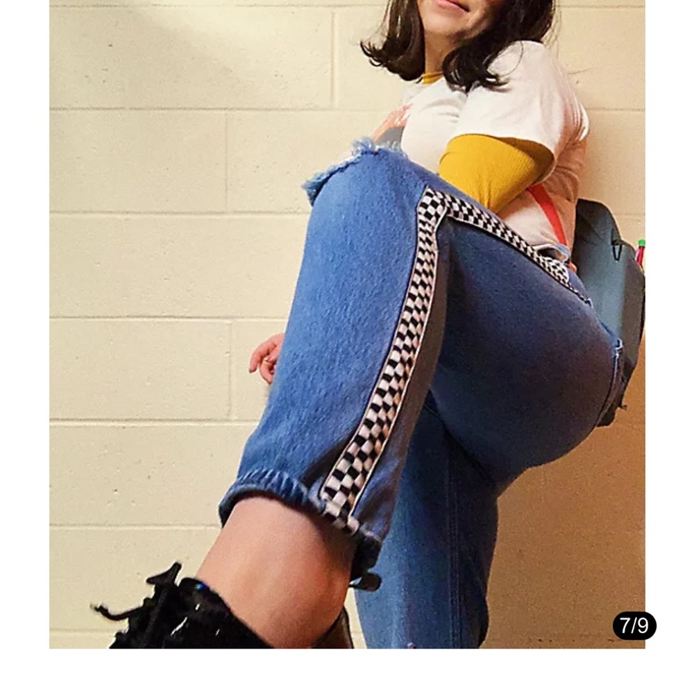 zumiez checkered mom jeans size 0‎ 24”